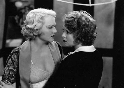 Clara Bow and Minna Gombell in Hoopla (1933)