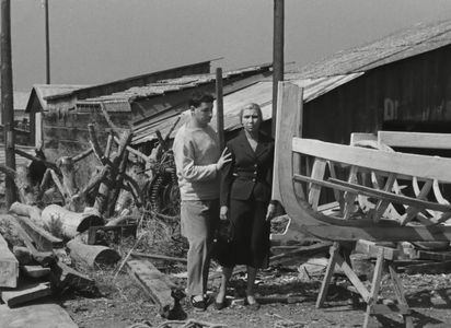 Silvia Monfort and Philippe Noiret in La Pointe Courte (1955)