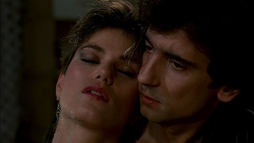 Linda Fiorentino and Griffin Dunne in After Hours (1985)