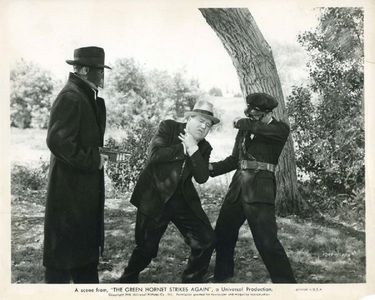 Joe Devlin, Warren Hull, and Keye Luke in The Green Hornet Strikes Again! (1940)
