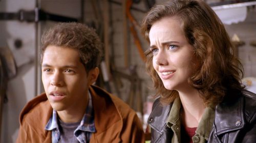 Stony Blyden and Maemae Renfrow in Hunter Street (2017)