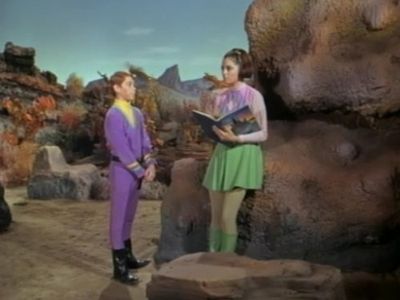 Angela Cartwright and Bill Mumy in Lost in Space (1965)