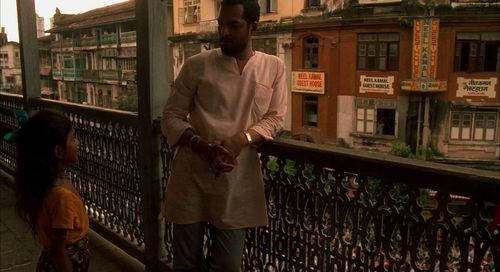 Nana Patekar and Hansa Vithal in Salaam Bombay! (1988)