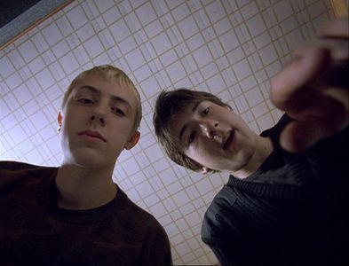 Eric Deulen and Alex Frost in Elephant (2003)