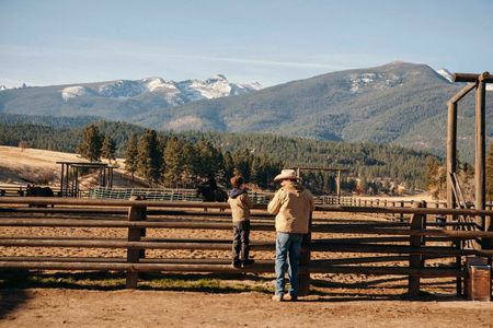 Kevin Costner and Brecken Merrill in Yellowstone (2018)