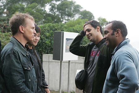 Phil Keoghan, Danny Jimenez, and Oswald Mendez in The Amazing Race: Good Doing Business with You (2007)