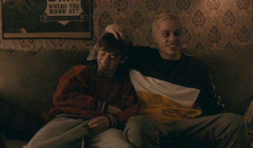 Pete Davidson and Griffin Gluck in Big Time Adolescence (2019)