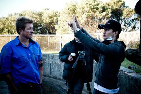 Actor Steve Davis and Director Carlo Ledesma on the set of The Tunnel (2011)