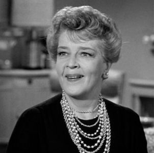 Harriet E. MacGibbon in The Beverly Hillbillies (1962)