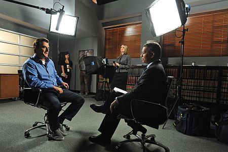 Chris Noth and Russ Mitchell in The Good Wife (2009)