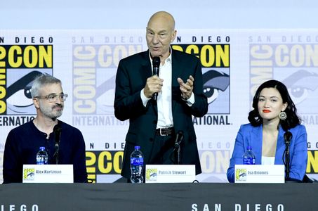 Patrick Stewart, Alex Kurtzman, and Isa Briones at an event for Star Trek: Picard (2020)