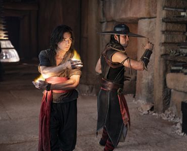 Ludi Lin and Max Huang in Mortal Kombat (2021)