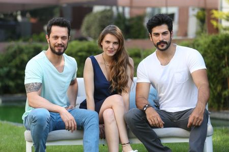 Asli Enver, Burak Özçivit, and Murat Boz in My Brother (2016)