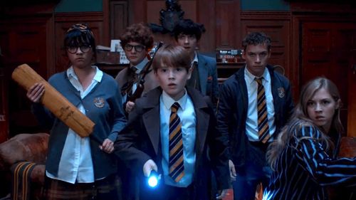 Asa Butterfield, Isabella Laughland, Kit Connor, Max Raphael, Hermione Corfield, and Finn Cole in Slaughterhouse Rulez (