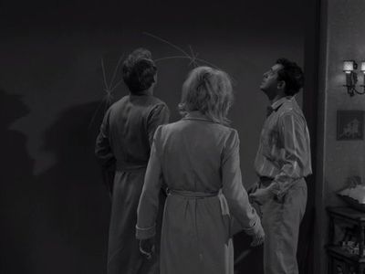 Charles Aidman, Sarah Marshall, and Robert Sampson in The Twilight Zone (1959)