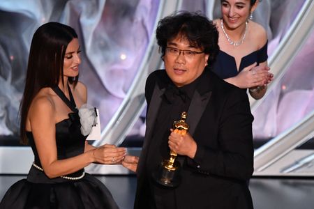 Penélope Cruz and Bong Joon Ho at an event for The Oscars (2020)