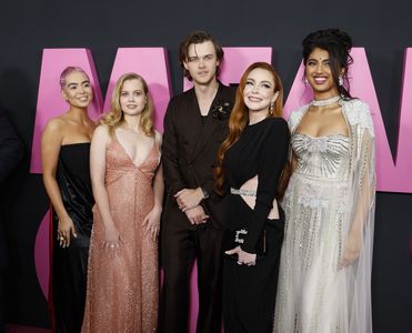 Lindsay Lohan, Christopher Briney, Angourie Rice, Avantika, and Auli'i Cravalho at an event for Mean Girls (2024)