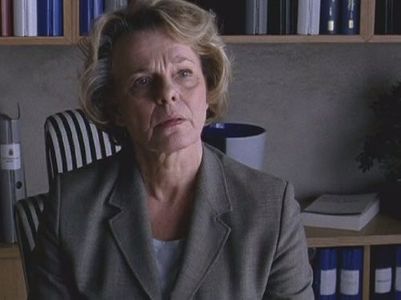 Marie Göranzon in Beck: Gamen (2006)