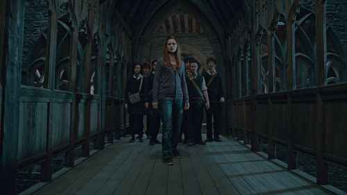Devon Murray, Bonnie Wright, Katie Leung, William Melling, Afshan Azad, and Isabella Laughland in Harry Potter and the D