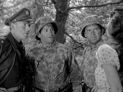 Stephen Coit, Kenneth Harp, Virginia Leith, and Frank Silvera in Fear and Desire (1953)