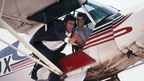 Carey Lowell and Timothy Dalton in Licence to Kill (1989)