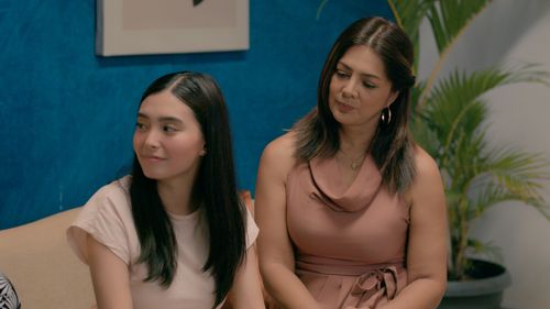 Alice Dixson and Analyn Barro in First Lady (2022)