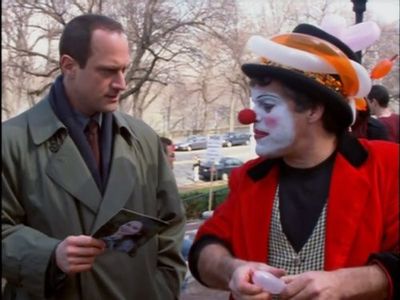 Christopher Meloni and Robert Carroll in Law & Order: Special Victims Unit (1999)
