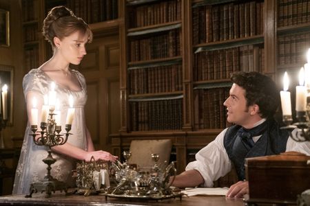 Jonathan Bailey and Phoebe Dynevor in Bridgerton: A Bee in Your Bonnet (2022)