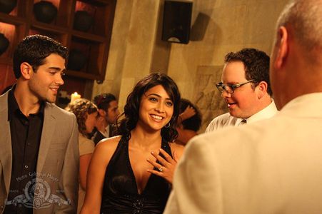 Jesse Metcalfe, Larry Miller, Shriya Saran, and Austin Basis in The Other End of the Line (2007)