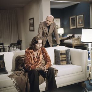 Lucia Bosè and Adolfo Marsillach in La señora García se confiesa (1976)