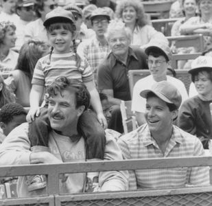 Steve Guttenberg, Tom Selleck, and Robin Weisman in Three Men and a Little Lady (1990)