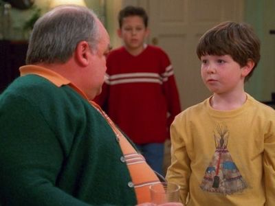 Jake Burbage, Griffin Frazen, and Richard Riehle in Grounded for Life (2001)