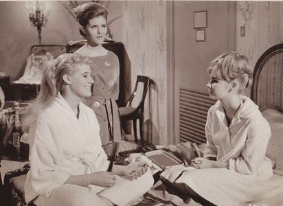 Trudi Ames, Cindy Carol, and Noreen Corcoran in Gidget Goes to Rome (1963)