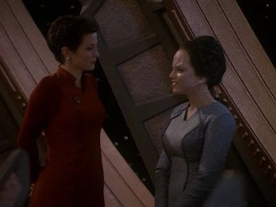Nana Visitor and Melanie Smith in Star Trek: Deep Space Nine (1993)