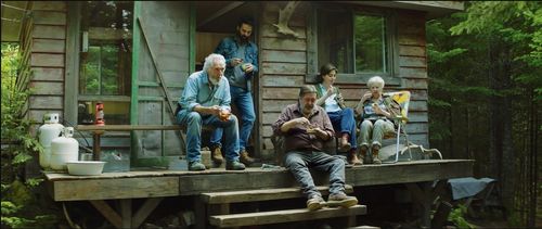 Rémy Girard, Andrée Lachapelle, Gilbert Sicotte, Éric Robidoux, and Ève Landry in And the Birds Rained Down (2019)
