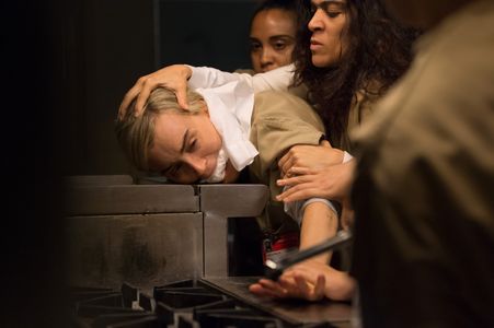 Laura Gómez and Taylor Schilling in Orange Is the New Black (2013)