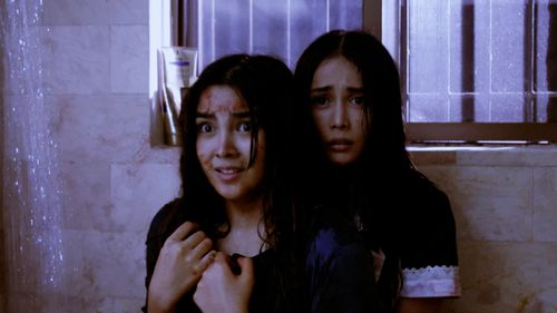 Jastine Lim and Cindy Miranda in Kagat ng dilim (2020)