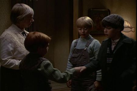 Mary Grace Canfield, Shawn Carson, Brendan Klinger, and Vidal Peterson in Something Wicked This Way Comes (1983)