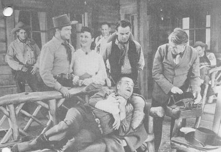 Noah Beery, Don 'Red' Barry, David Durand, Charles Murphy, Matty Roubert, and Luana Walters in The Tulsa Kid (1940)