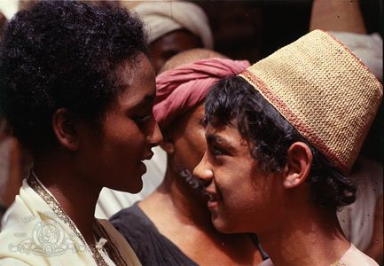 Franco Merli and Ines Pellegrini in Arabian Nights (1974)