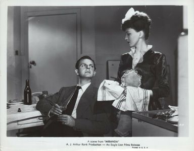 Yvonne Owen and David Tomlinson in Miranda (1948)