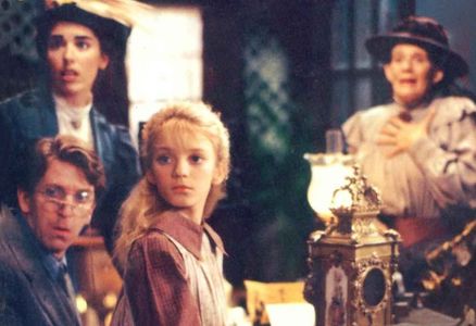 Sarah Polley, Jackie Burroughs, Mag Ruffman, and R.H. Thomson in Avonlea (1990)