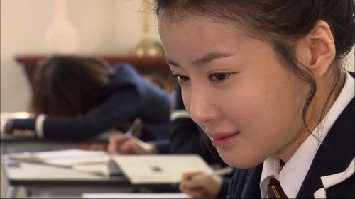 Lee Si-young in Boys Over Flowers (2009)