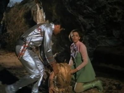 Angela Cartwright, Lou Wagner, and Guy Williams in Lost in Space (1965)