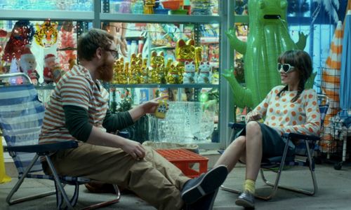 Leticia Dolera and Manuel Burque in Requirements to Be a Normal Person (2015)