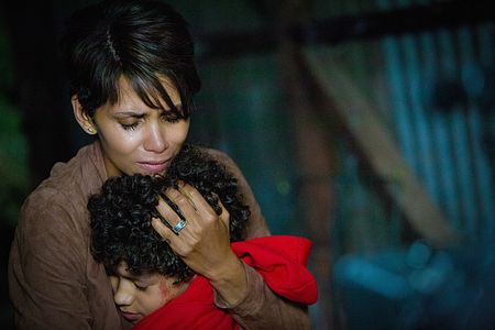 Halle Berry and Shannon Brown in Extant (2014)