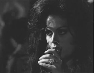 Türkan Soray in Farewell Kiss (1965)