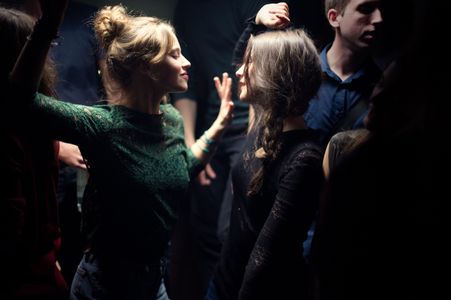 Joséphine Japy and Lou de Laâge in Breathe (2014)