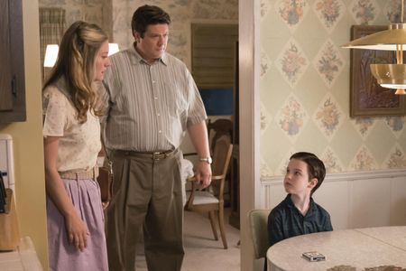 Lance Barber, Zoe Perry, and Iain Armitage in Young Sheldon (2017)