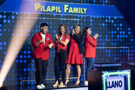 Pia Pilapil, Victoria Gonzalo, Sophia Gonzalo, and Llano Gonzalo in Family Feud Philippines (2022)